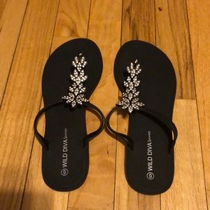 Fashion Nova- Crystal Sandals